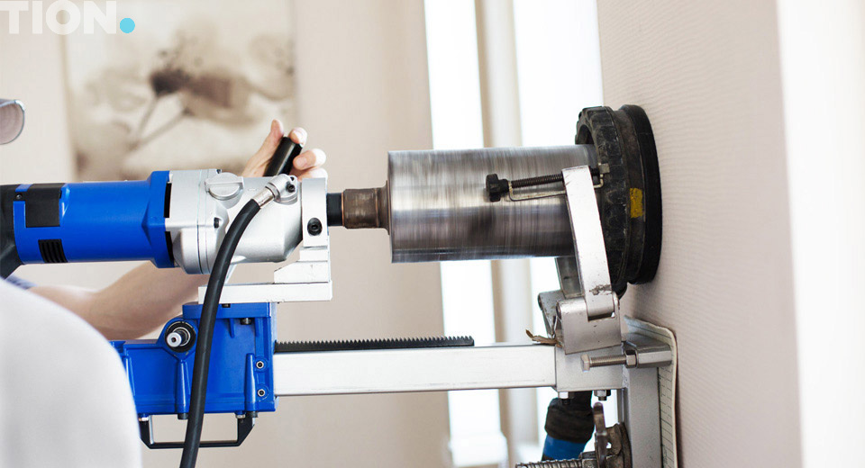 Установка алмазного бурения