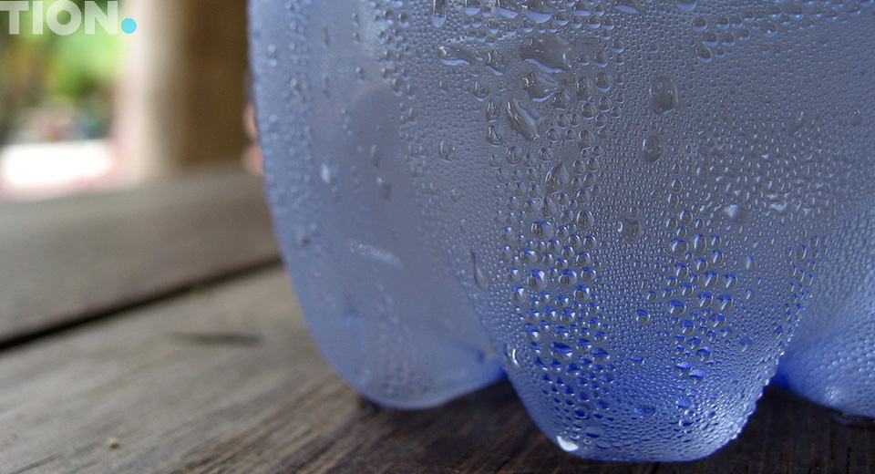 Влажная бутылка