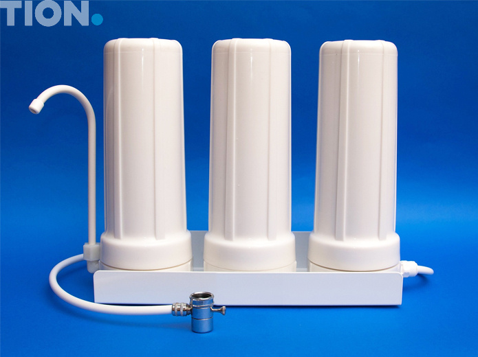 Настольный фильтр для воды «рядом с мойкой»