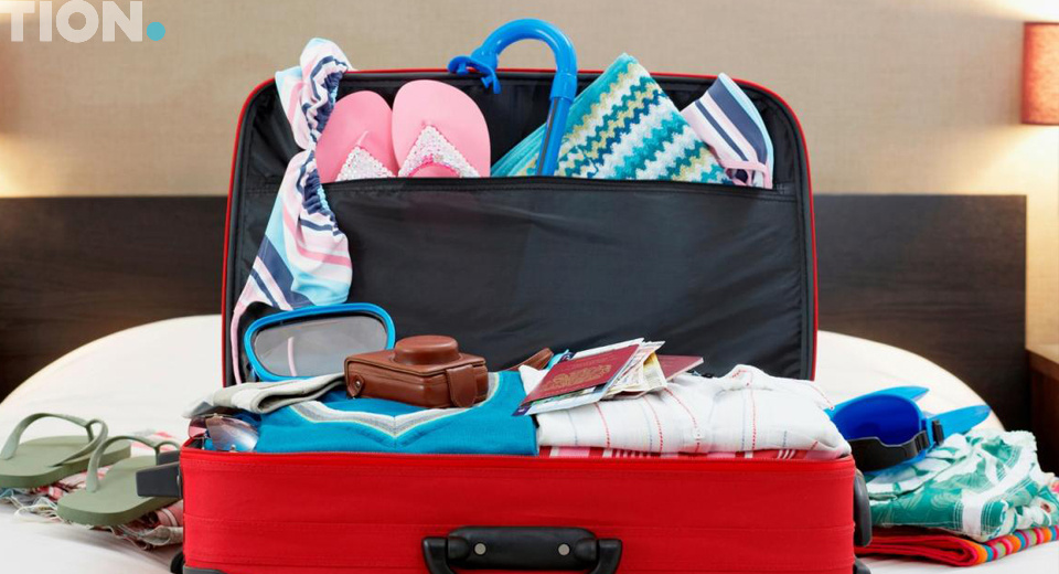 Переполненный чемодан